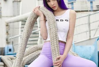 AISS爱丝(钻石版) – 亚美依逛街那些事儿，黑色连体衣下流出的美图资源，谁说不刺激？