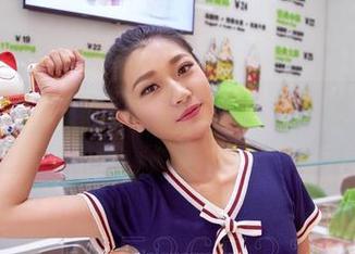 AISS爱丝(钻石版) – 索菲的高清壁纸：给你精准的私属定制，轻松让我重回19岁（心态）！