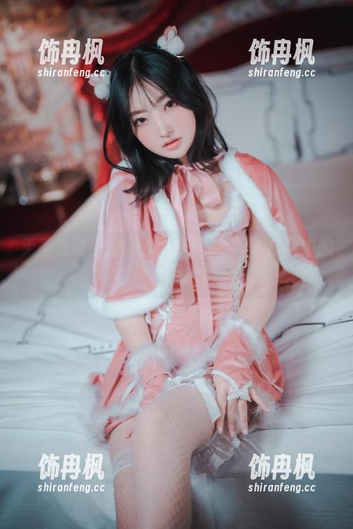 无圣光照耀的HaNari(하나리)，吊带中的真实与微妙