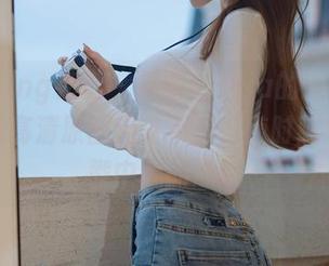 HuaYang花漾 – 易阳Silvia的少女写真，高能高清原图无处不在，随时随地都能戳中我的心。