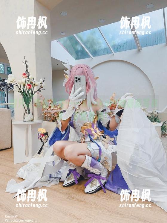 别只盯着星野爱——KuukoW的最新写真集，非常普通！