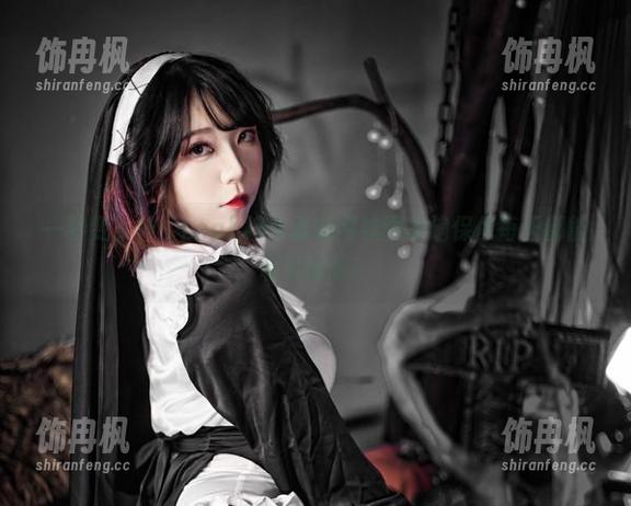 一秒变女神：Leah梓未最新网袜图集确保你每天都能吸引眼球！