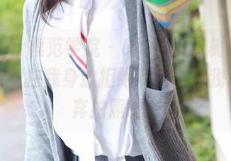 MFStar模范学院 – Cheryl青树说：要是有修女在我身边拒绝下载，那我只能放弃拍照啦！