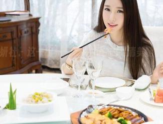 MiStar魅妍社 – 这一组杨晨晨sugar的高清美腿套图，完美到让人咽口水