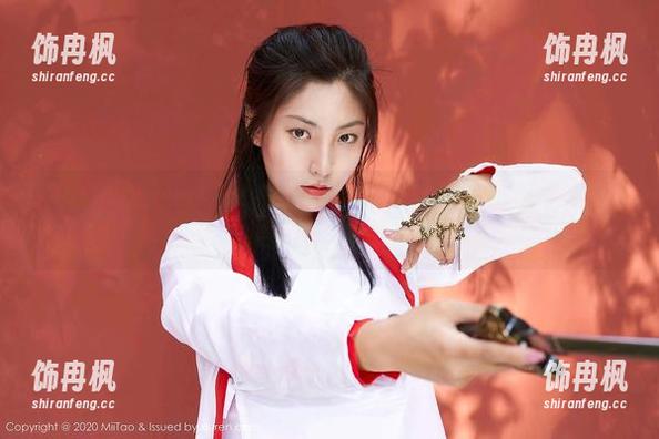 MiiTao蜜桃社 - 雪梨sherry最新制服套图，明明是上班族，结果看得我有些分心。