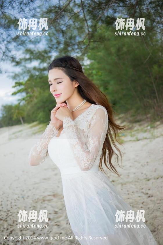 QingDouKe青豆客 - 私房写真里的谭晓彤，敢问‘女孩'为何如此绝色？