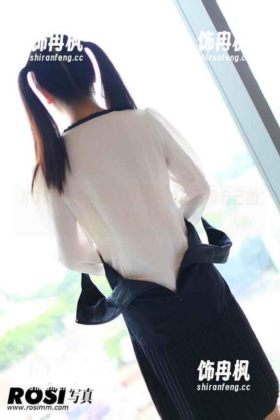ROSI写真 ROSI学妹合集:图里的她仿佛有自己的迷人小宇宙