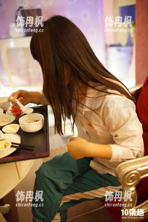 ROSI口罩 准备被惊艳了!ROSI空姐制服套,我的眼睛在冒烟?