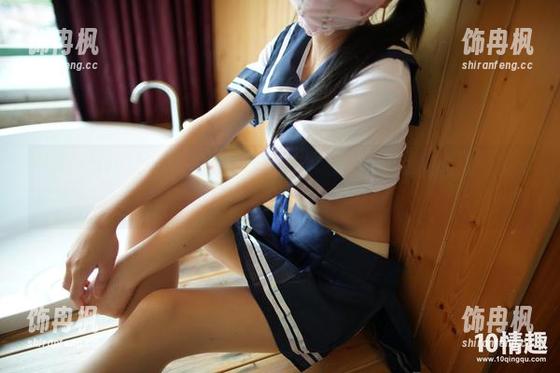 ROSI口罩 分享一下ROSI的和服原图,你说这颜色是秋天的还是谁家的烟火?太迷人了吧。
