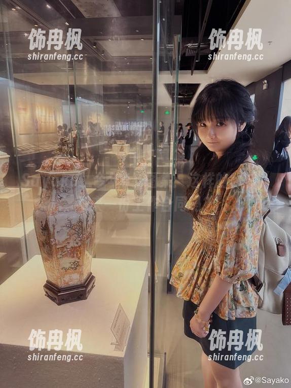 Sayako＿今年4岁图集：这样的秘书，不来一份工作合同吗？