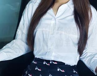 TuiGirl推女郎 – 王馨瑶的套装图集：颠覆我对‘随便’的全部理解