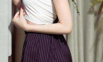 UGirls尤果网 – 当杨晨晨穿短裤：写真集中原图带你漫游夏日！
