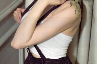 UGirls尤果网 – 高清晰的户外风，王瑞儿在里面跳跃，图库等你来翻阅。