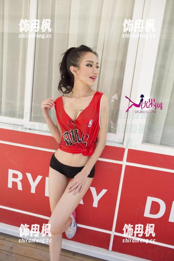 UGirls尤果网 - 不得不说谭晓彤的长腿，写真集更新得真频繁，外加满满的视觉冲击，吓得我喝水都小心翼翼。
