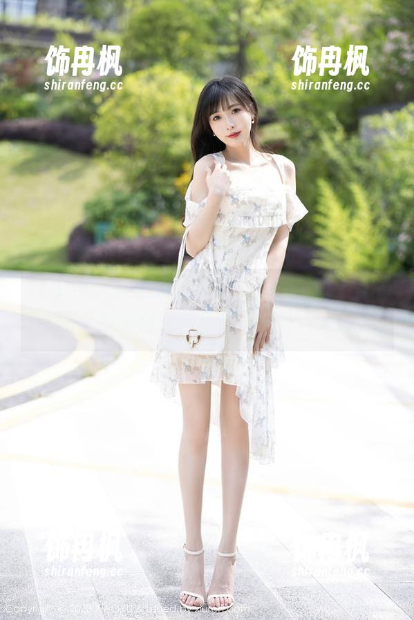 XIAOYU语画界 - 徐莉芝Booty的无圣光美图清新又自然，丝袜真的让人心醉。