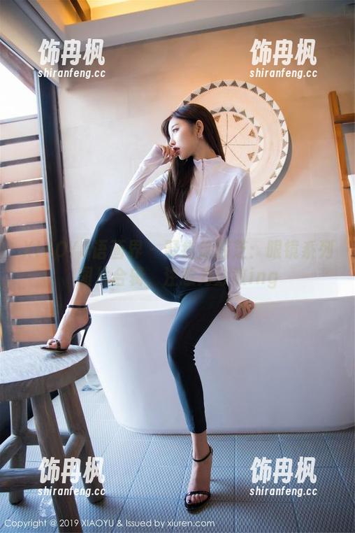XIAOYU语画界 - 聚焦徐莉芝：眼镜系列图片合辑，注意力分散ing