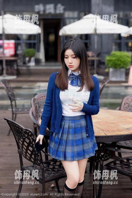 Xiuren秀人网-周于希Sally Xiuren秀人网 - 在线图集上线:周于希Sally和牛仔裤,这种组合简直让人意外。