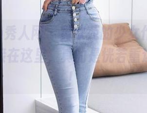 Xiuren秀人网 – 黄歆苑的少女作品集，下载链接在这里，真的是恍若重返校园啊！