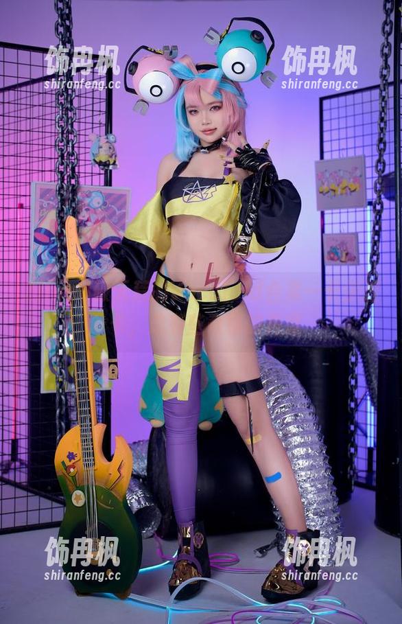 ZinieQ破天荒的Vocaloid合集—卡尔涅·卡，总有些奇怪的角度