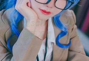 今天的分享就是sally多啦雪的间波真美比基尼套图，画面不错，但关键是氛围！