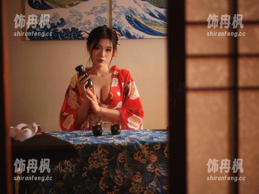 听说一米八的大梨子的写真集‘甜心’越来越甜？激动得我早已扑在电脑前了！
