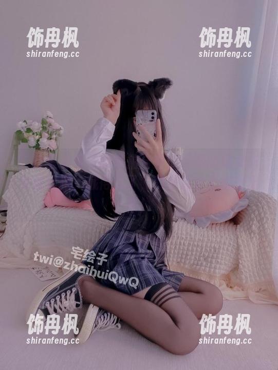 二阶堂宅绘子的私拍合集：养眼的修女与我捉迷藏，藏得久了，我差点舍不得放出来！