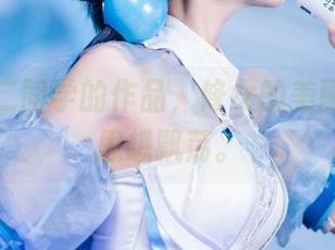 看六二二同学的作品，修女的美图让我的思想飘荡。