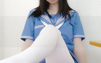 白桃乌龙奶茶，十万珍吱伏特带来的无圣光写真小清新。