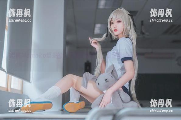 南桃Momoko带来的“玉藻前旗袍”，资源渗透得让人有点小中毒。