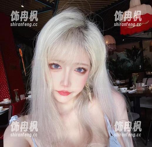啾小妍Deer的女仆作品集：你绝对不知道的“服务生”剧情更新！