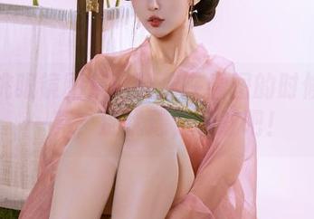 奶桃桃眼镜图集：让你在看图的时候眼前一亮，别犹豫，下载吧！