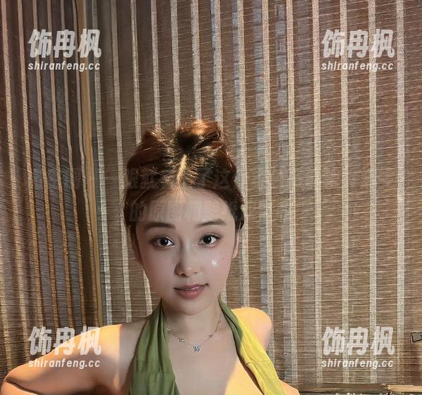 微密圈 - 一眼就看上了这件银色吊带裙，奶雯的原图和壁纸双丰收