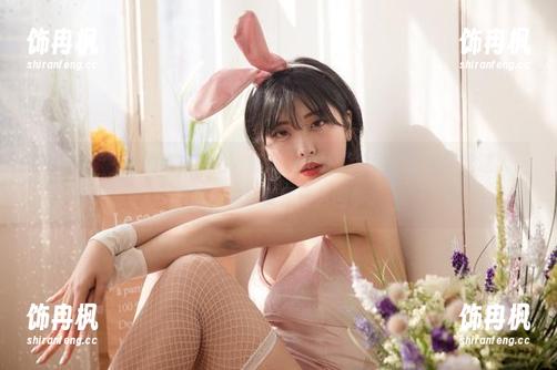 宋哈娜(송하나)的纯白探险，高清图包让“单调”变得如此迷人，没错，貌似就是这么回事。