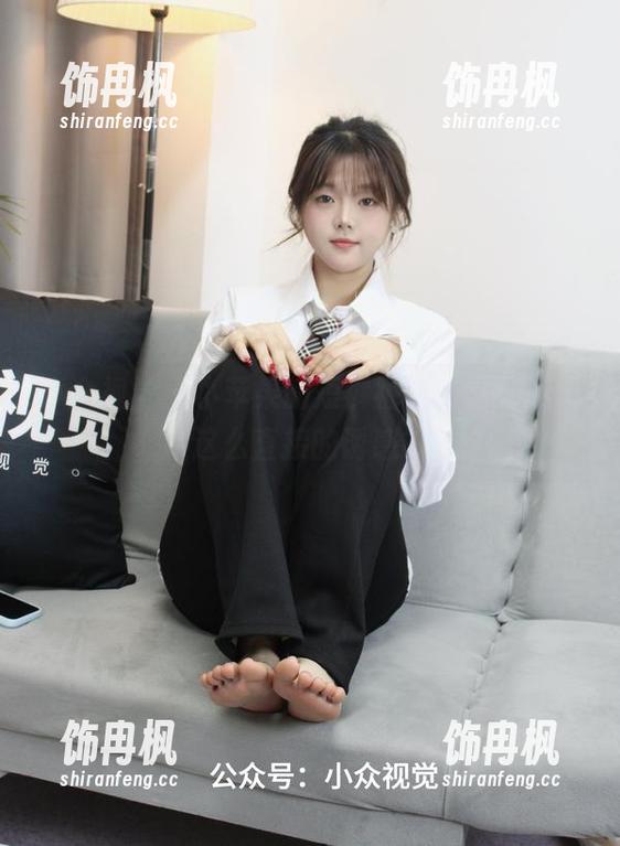 小众视觉 - 小苹果的短裤福利，谁能拒绝这么直接的诱惑？