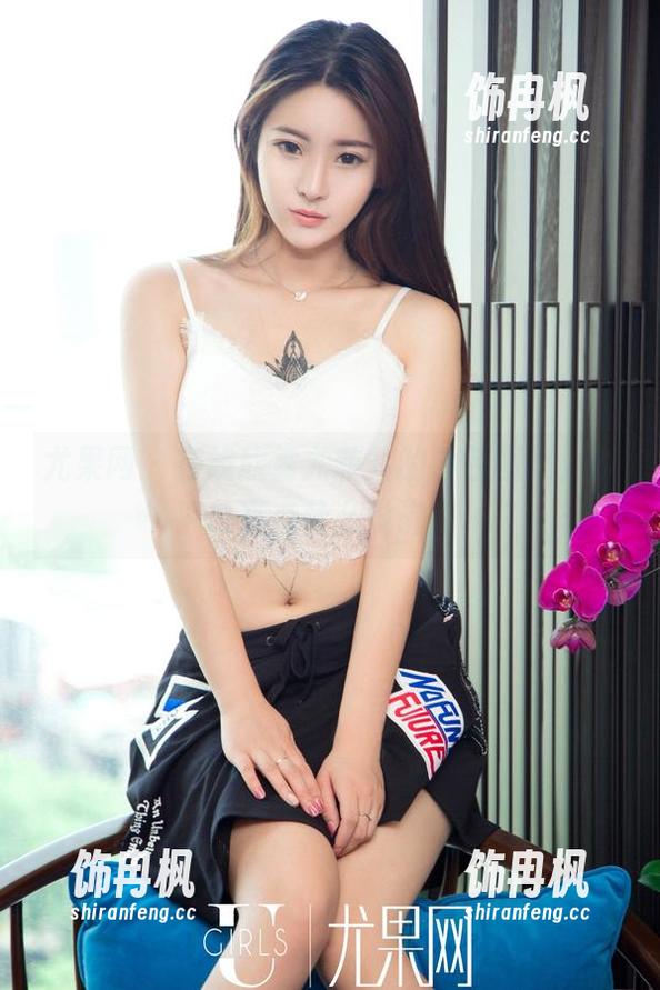 尤果网 - 在线欣赏尤菲儿的白色图集，似乎总有点什么没讲完…