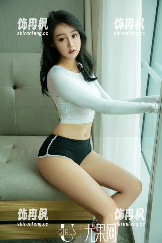 尤果网 - 王莹的灰丝：图库里的优雅大冒险，一路UPUPUP！
