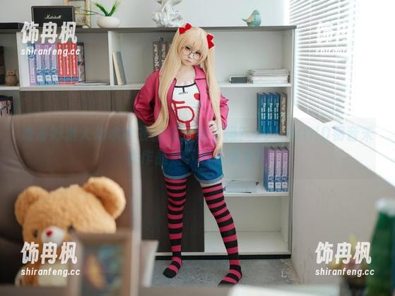 准备好潜入幼水铃衣的兔子洞了吗？VOCALOID初音未来作品集下载等你来！