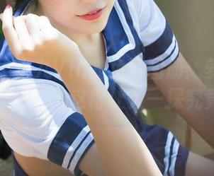 推女神 – 小九Vin的免费图册：萝莉教主的魔法时刻，这得让人一探究竟吧？