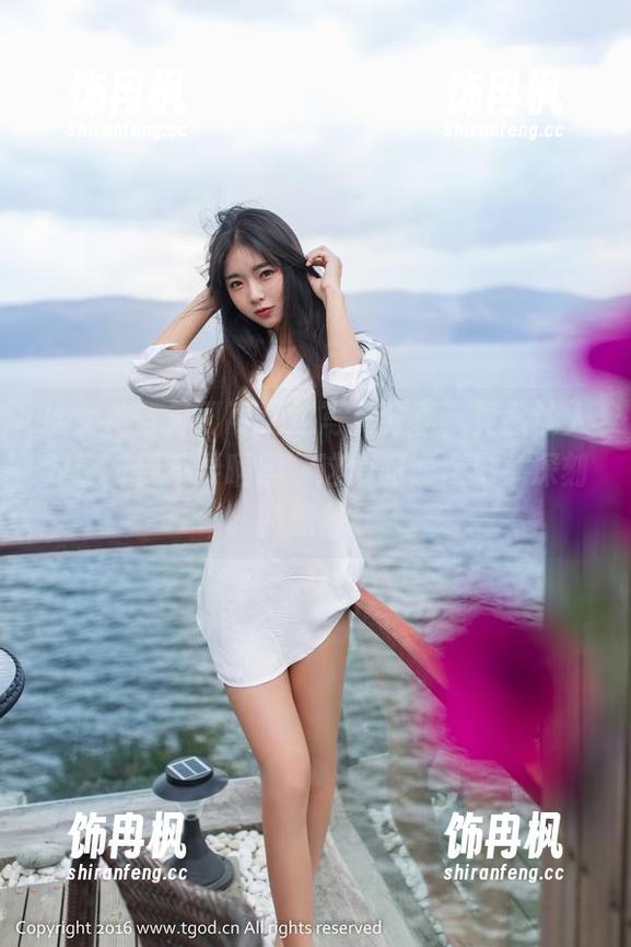 推女神 - 苏可可海边写真分享，竟然让人对于“要不要晒黑”这个问题产生了深刻的思考。
