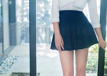 推女郎 – 短裙476种穿法，Yu佳妮的分享让人一阵心花怒放！