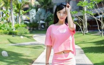推女郎 – 谭冰的御姐美图合集，完美演绎什么叫高冷又撩人。