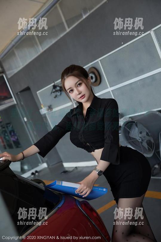 星颜社 - 不止是镂空，李丽莎的美图分享很有意思，连灯泡都觉得亮了！