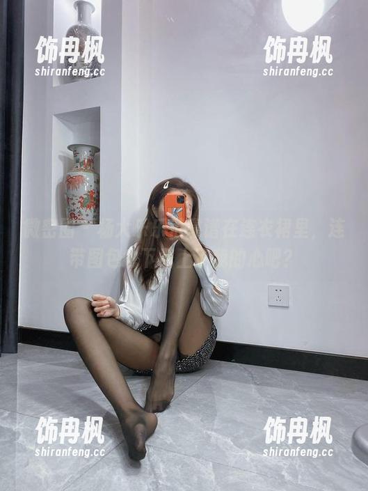 微密圈 - 杨大乐乐很靠谱在连衣裙里，连带图包也下载上了我的心吧？