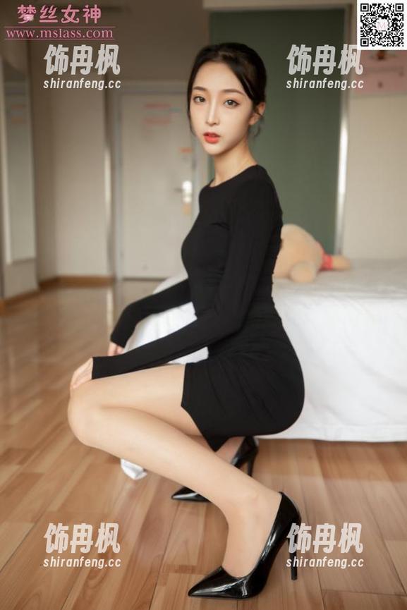 梦丝女神 - 长腿不怕毛衣？小穆的个人写真让我思考生活中那些“戏剧性”的边界