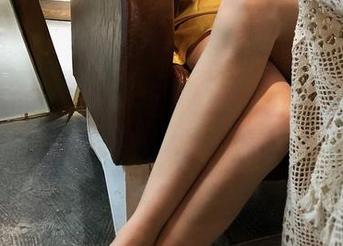 微密圈 – 刚刚发现梦里一只喵肉丝系列的写真更新，脑子里满是问号。