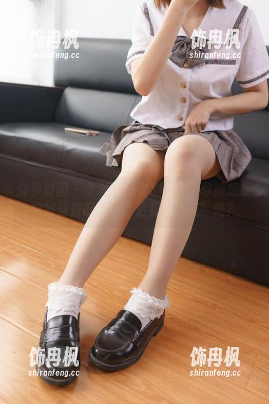 森萝财团 - 小满的皮衣Show：你能想象它如何搭配那些“迟到的春天”吗？
