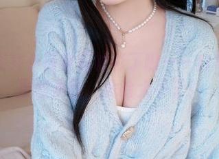 其实樱井小莜穿错衬衫了嗷——白衬衫的原图更新，没啥大不了！