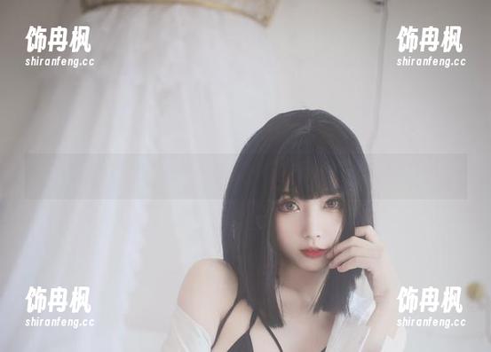 福利图不能少！清颜颜子的婚纱让人嘴角上扬。