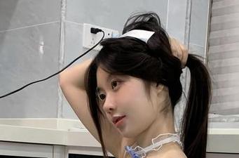 微密圈 – 红色小妖精火龙果羊：裸足冒险合集，谁才是最后的赢家？