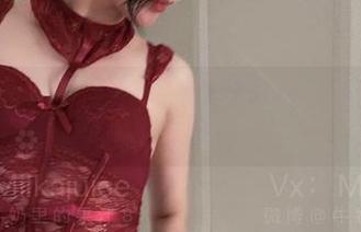 微密圈 – 牛奶里的果汁的图库终于更新了，车内晒太阳让我情不自禁！
